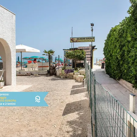 Rs317 - Marcelli, Bilocale In Fronte Mare Marcelli