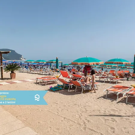 Rs317 - Marcelli, Bilocale In Fronte Mare * Marcelli