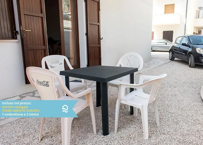 Rs317 - Marcelli, Bilocale In Fronte Mare *